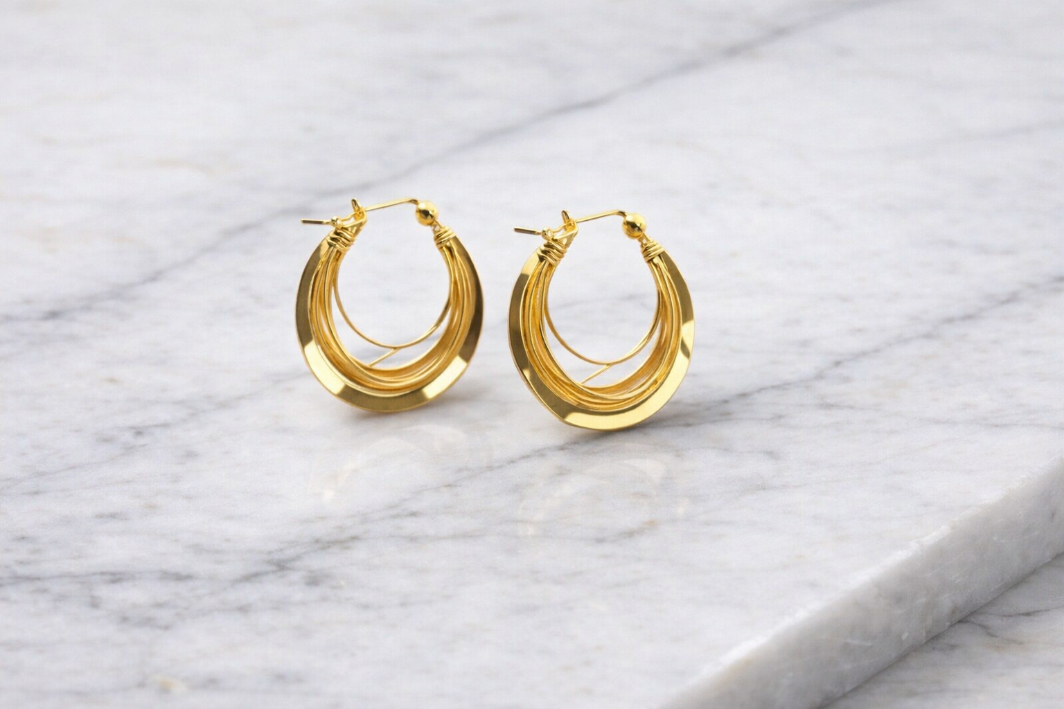 Σκουλαρίκια