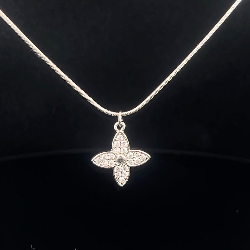 K46 Μενταγιόν