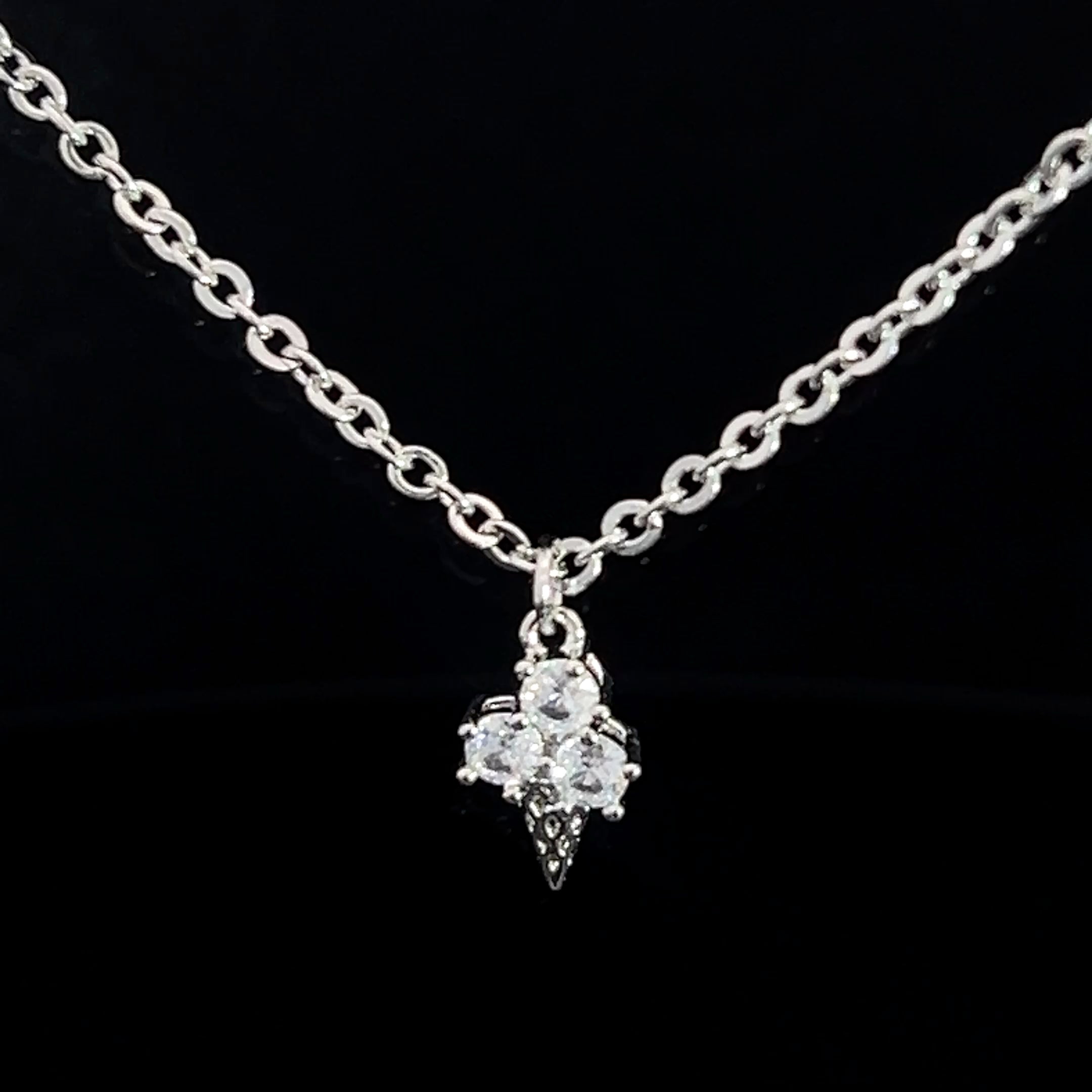 Κ15 Μενταγιόν