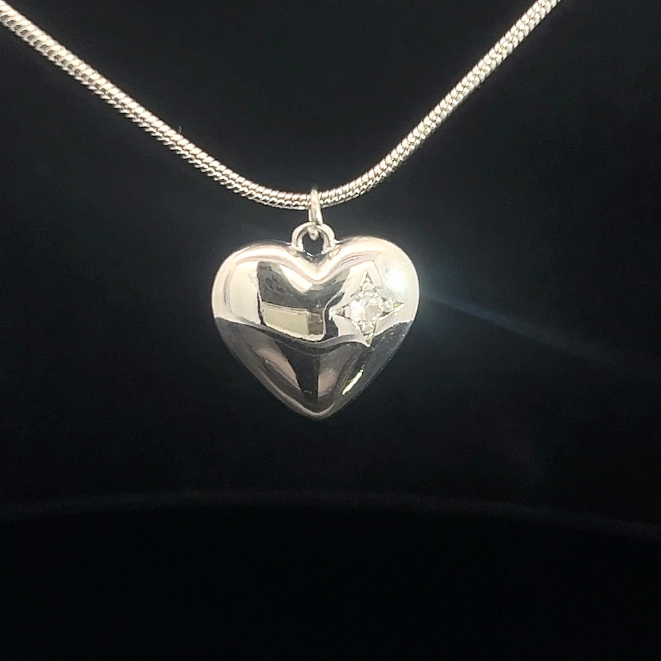 K40 Μενταγιόν