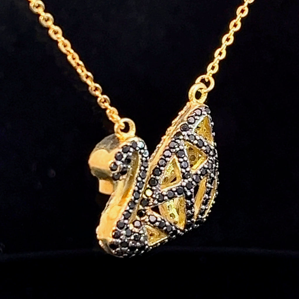 Κ92 Μενταγιόν