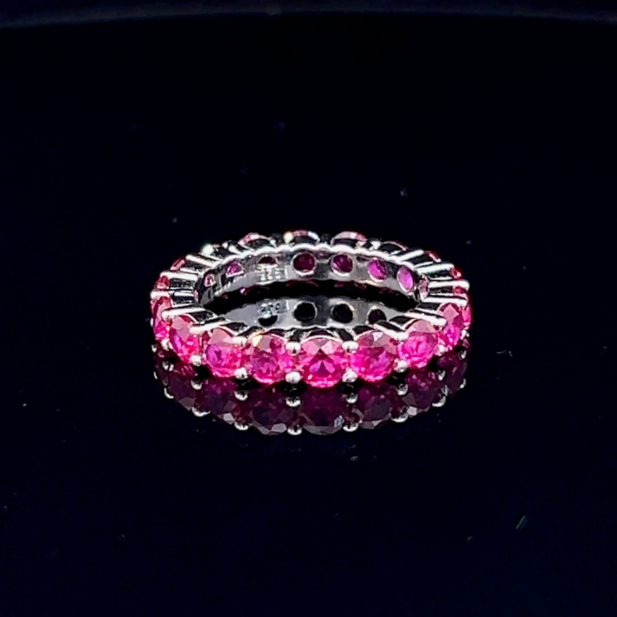 R9 Δαχτυλίδι