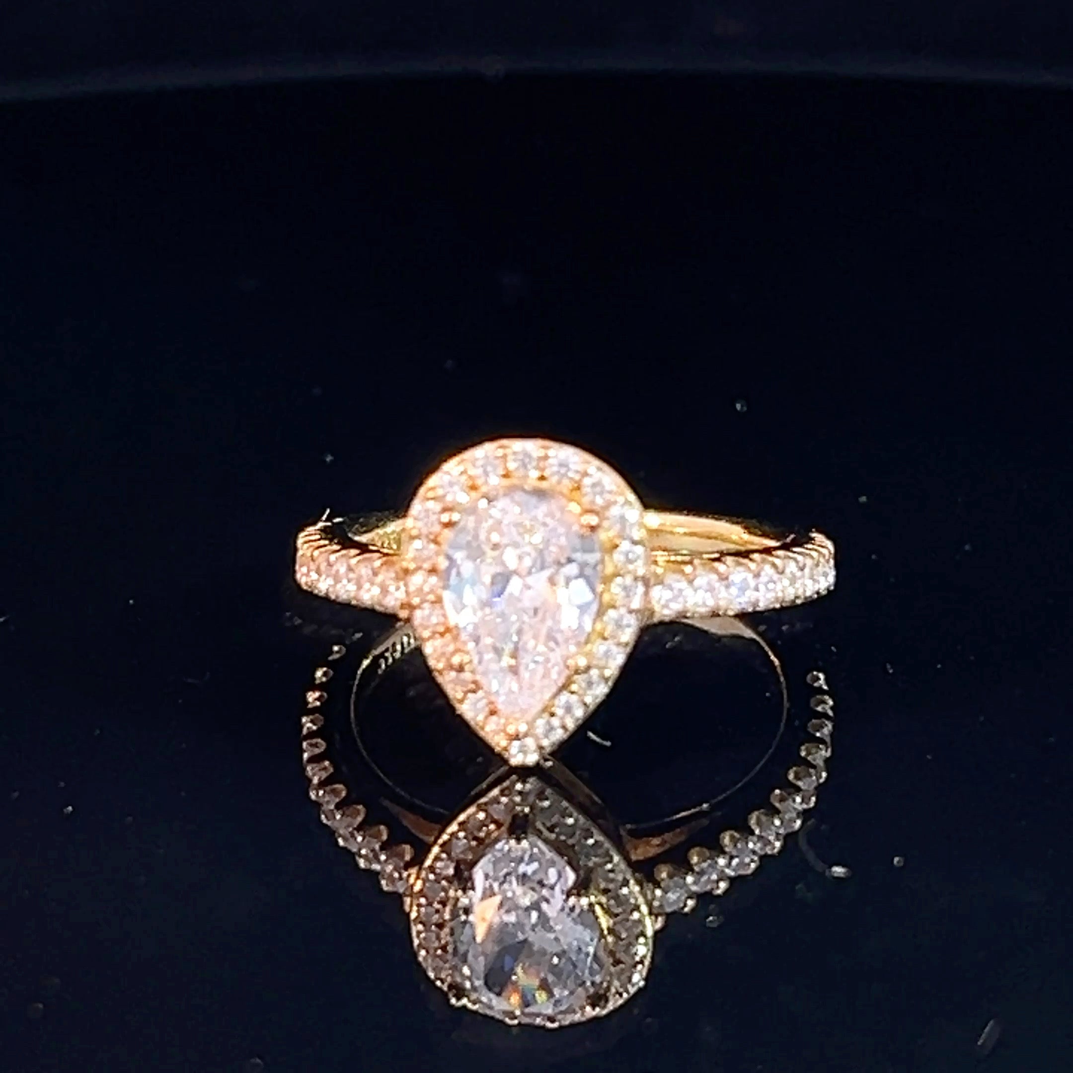 R13 Δαχτυλίδι