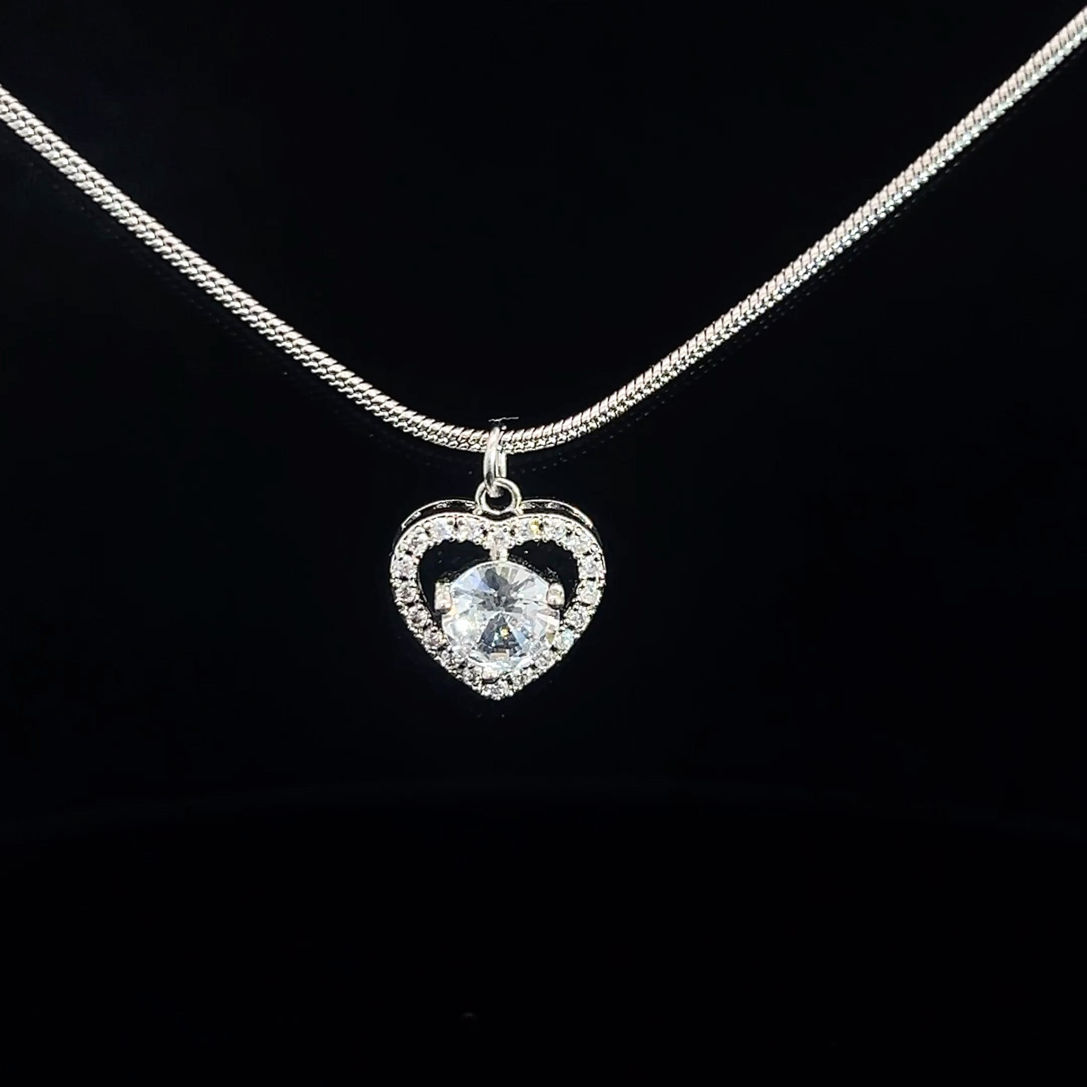 Κ25 Μενταγιόν