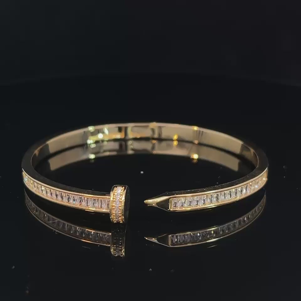 Χ4 Χειροπέδα