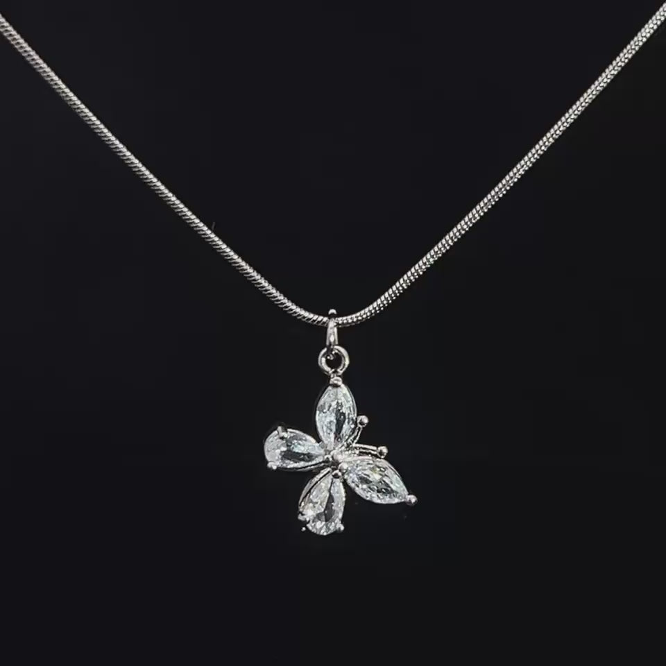 Κ33 Μενταγιόν